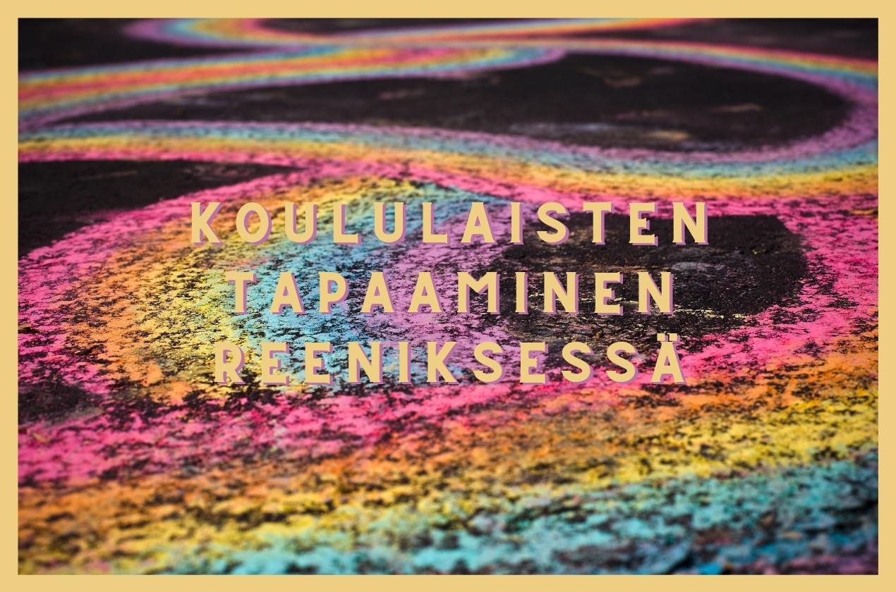 Koululaisten tapaaminen Reeniksessä